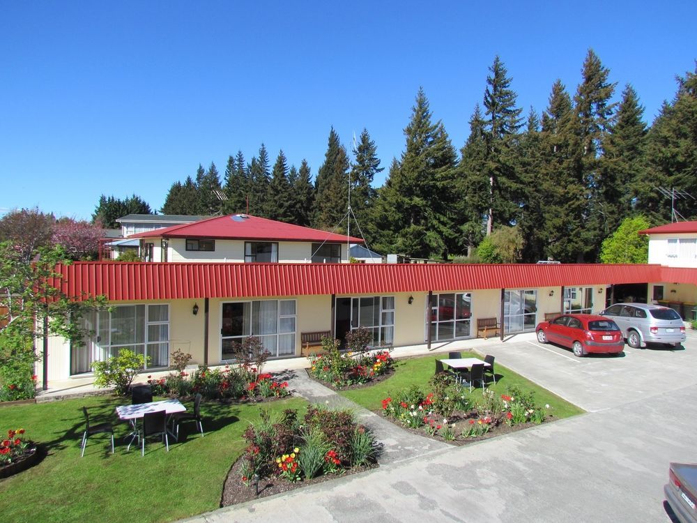 Amber Court Motel Те-Анау Экстерьер фото